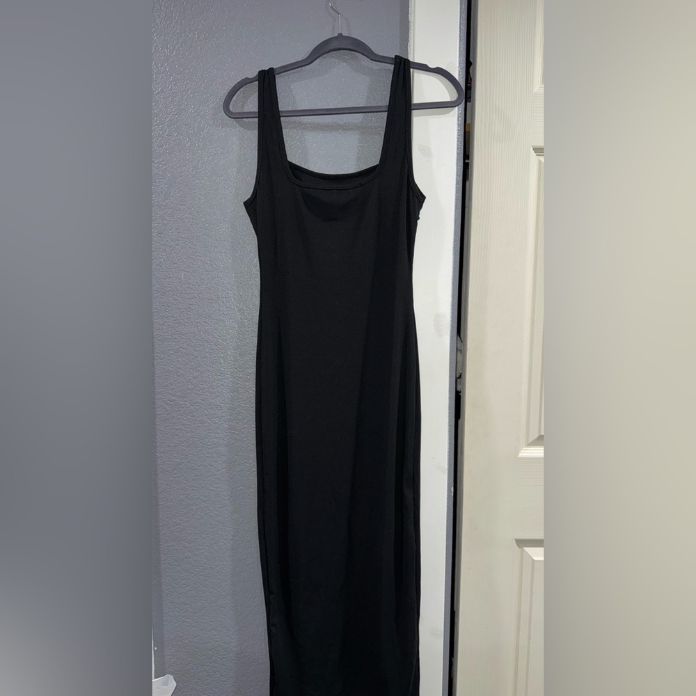 SHEIN Elegant Black Midi Dress